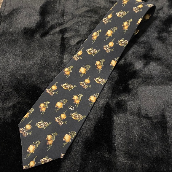 Gucci Black Tie with Gold and Brown Design VINTAGE - Picture 1 of 3